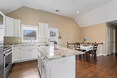 52 Hewlett Drive, Sound Beach, NY 11789 - Photo 12