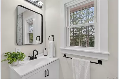 1727 Central Street, Yorktown Heights, NY 10598 - Photo 12