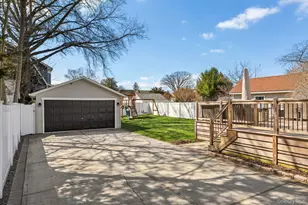 420 Scranton Ave, Lynbrook, NY 11563 - Photo 18