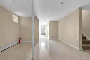 110-34 214th St, Queens Village, NY 11429 - Photo 20