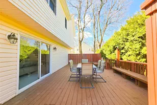 43 Fort Hill Rd, Huntington, NY 11743 - Photo 24