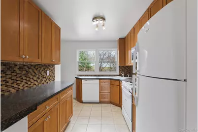 25 Woodland Terrace Court, Carmel, NY 10512 - Photo 4