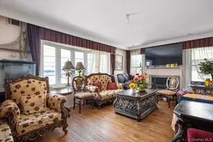 569 Peninsula Blvd, Cedarhurst, NY 11516 - Photo 22