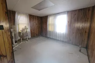 191 Hasbrouck A Rd, Fallsburg, NY 12733 - Photo 10