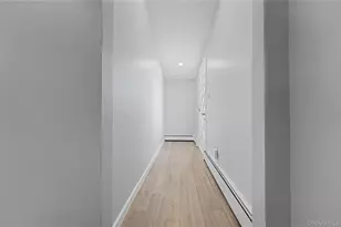 37 Fork Ln, Hicksville, NY 11801 - Photo 10