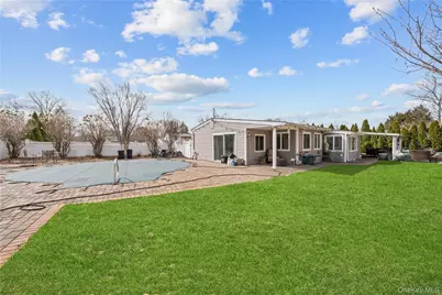 10 Heather Court, Centereach, NY 11720 - Photo 32