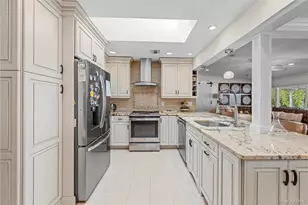 10 Heather Ct, Centereach, NY 11720 - Photo 8