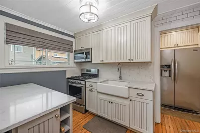 96 Oregon Street, Long Beach, NY 11561 - Photo 6