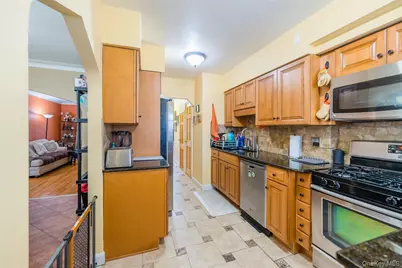 3214 Rawlins Avenue, Bronx, NY 10465 - Photo 12