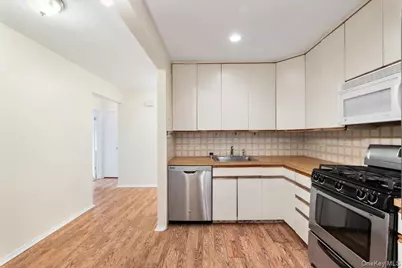 356 Central Park Avenue #E10, Scarsdale, NY 10583 - Photo 12