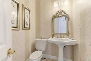 171 Hamlet Dr, Mount Sinai, NY 11766 - Photo 16