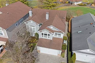 171 Hamlet Dr, Mount Sinai, NY 11766 - Photo 2