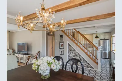 8 Crabtree Lane, Levittown, NY 11756 - Photo 10