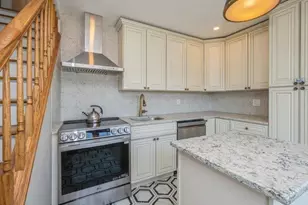 8 Crabtree Ln, Levittown, NY 11756 - Photo 6