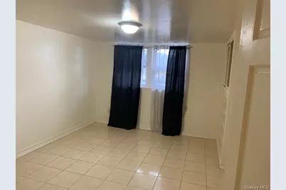 11433 204th Street, Saint Albans, NY 11412 - Photo 4