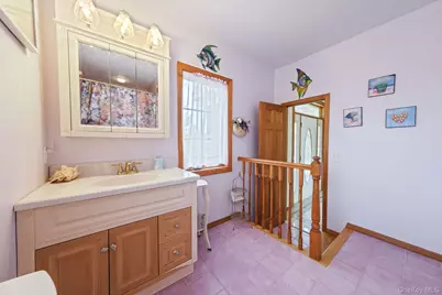 5 Ocean View Avenue, Southampton, NY 11968 - Photo 30