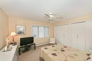 38 Moss Ln, Levittown, NY 11756 - Photo 12