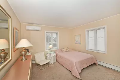 38 Moss Lane, Levittown, NY 11756 - Photo 14