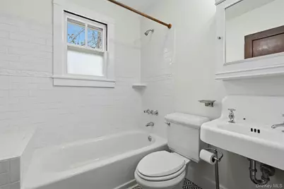 117 Liberty Avenue, Port Jefferson, NY 11777 - Photo 32