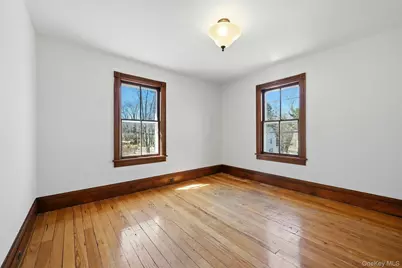 117 Liberty Avenue, Port Jefferson, NY 11777 - Photo 18