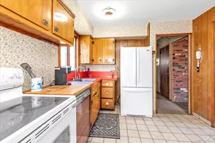 120 W 19th St, Deer Park, NY 11729 - Photo 6