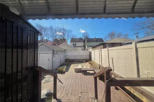 147-06 15th Dr, Whitestone, NY 11357 - Photo 14