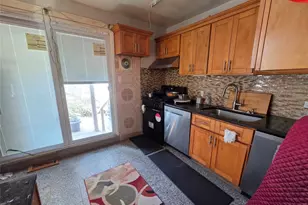 147-06 15th Dr, Whitestone, NY 11357 - Photo 12