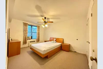 38-15 149 Street #2D, Flushing, NY 11354 - Photo 6