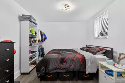 2033 Hering Avenue, Bronx, NY 10461 - Photo 28