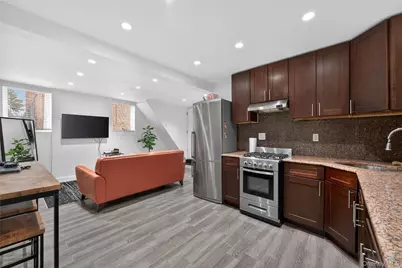 2033 Hering Avenue, Bronx, NY 10461 - Photo 20