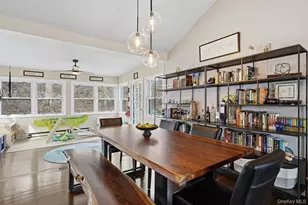 11 Split Rock Rd, Mahopac, NY 10541 - Photo 2