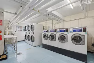 667 Pelham Rd, New Rochelle, NY 10805 - Photo 12