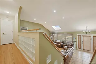 1600 Milburn Ct, Wantagh, NY 11793 - Photo 12