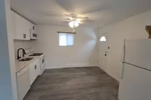 16 Russell St, Wyandanch, NY 11798 - Photo 2