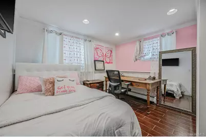 34 Secatogue Lane E, West Islip, NY 11795 - Photo 34