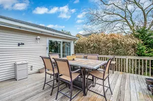 34 Secatogue Ln E, West Islip, NY 11795 - Photo 10