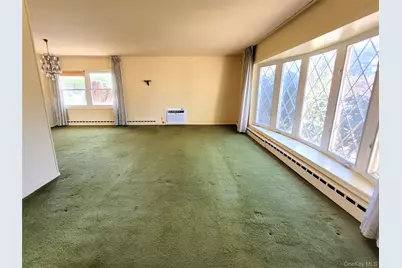 1474 Stephen Marc Lane, East Meadow, NY 11554 - Photo 2