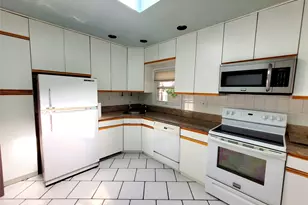 1474 Stephen Marc Ln, East Meadow, NY 11554 - Photo 6