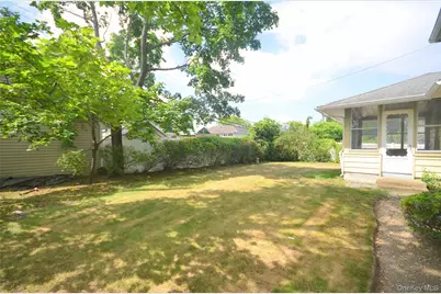 1474 Stephen Marc Lane, East Meadow, NY 11554 - Photo 16