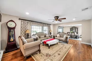 30 County Line Rd, Farmingdale, NY 11735 - Photo 6