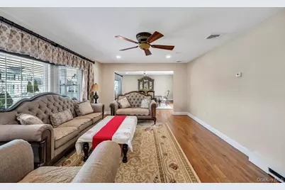 30 County Line Road, Farmingdale, NY 11735 - Photo 8