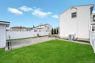 30 County Line Rd, Farmingdale, NY 11735 - Photo 38