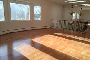 5 Suzie Dr, Spring Valley, NY 10977 - Photo 8