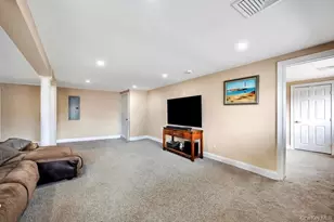 5 Kittiwake Ln, Babylon, NY 11702 - Photo 28