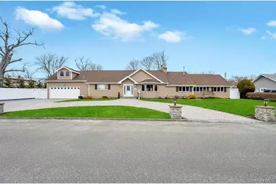 5 Kittiwake Lane, Babylon, NY 11702 - Photo 2