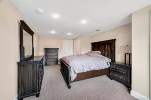 5 Kittiwake Ln, Babylon, NY 11702 - Photo 32