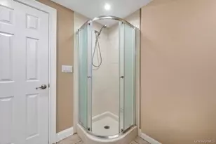 5 Kittiwake Ln, Babylon, NY 11702 - Photo 34