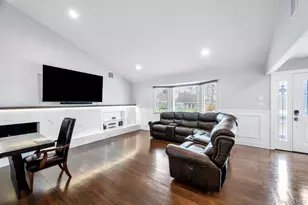 5 Kittiwake Ln, Babylon, NY 11702 - Photo 8