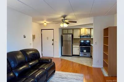 5616 Seabury Street #2A, Elmhurst, NY 11373 - Photo 6