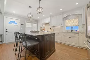 175 Locust St, Floral Park, NY 11001 - Photo 8